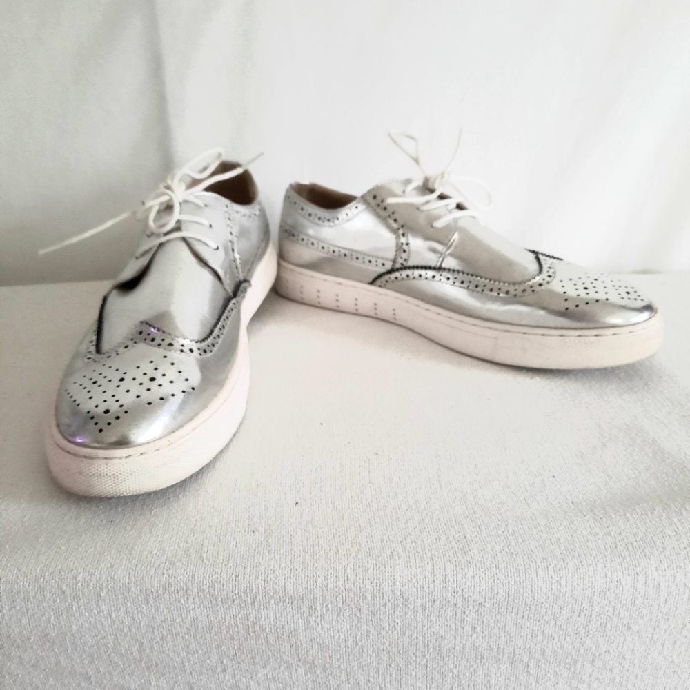 Womens Bulongboge 9M Wing Tip Shoes Metallic Silver Men Shoe Accessories - Picture 1 of 6
